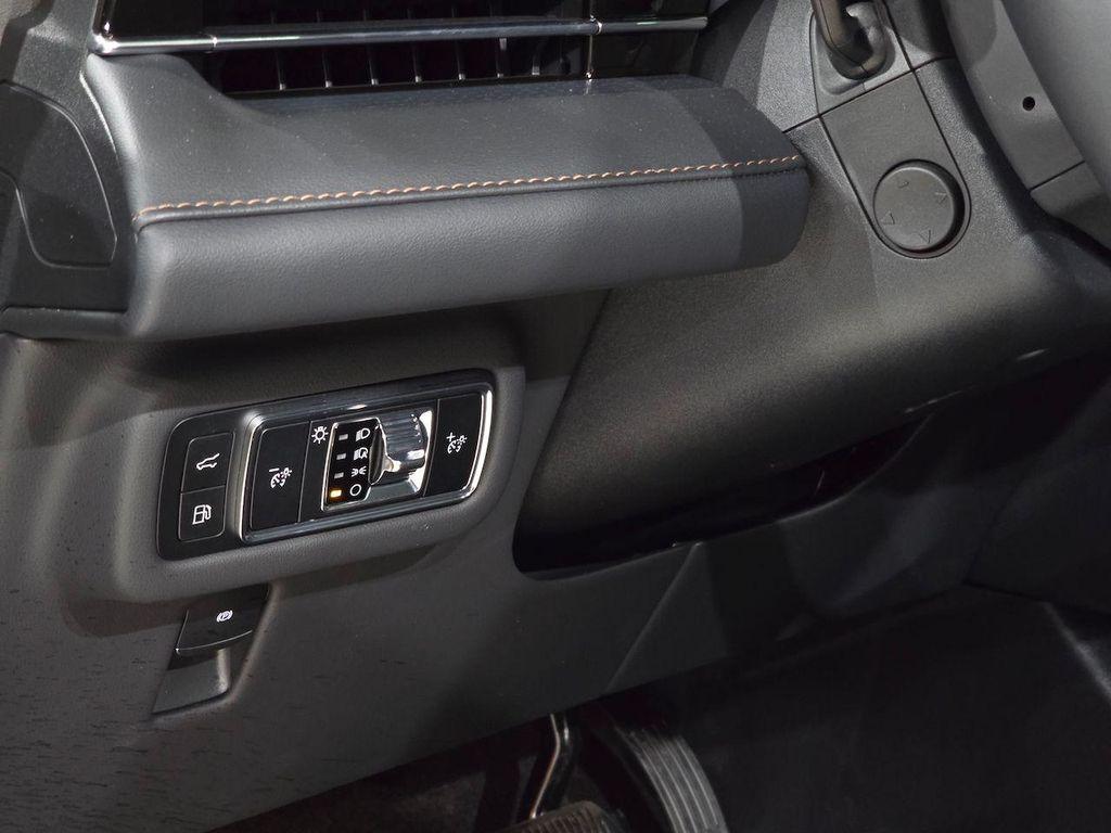 new 2025 Lincoln Nautilus car, priced at $72,330