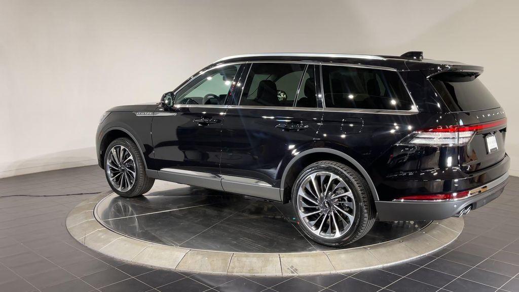 new 2025 Lincoln Aviator car, priced at $75,490