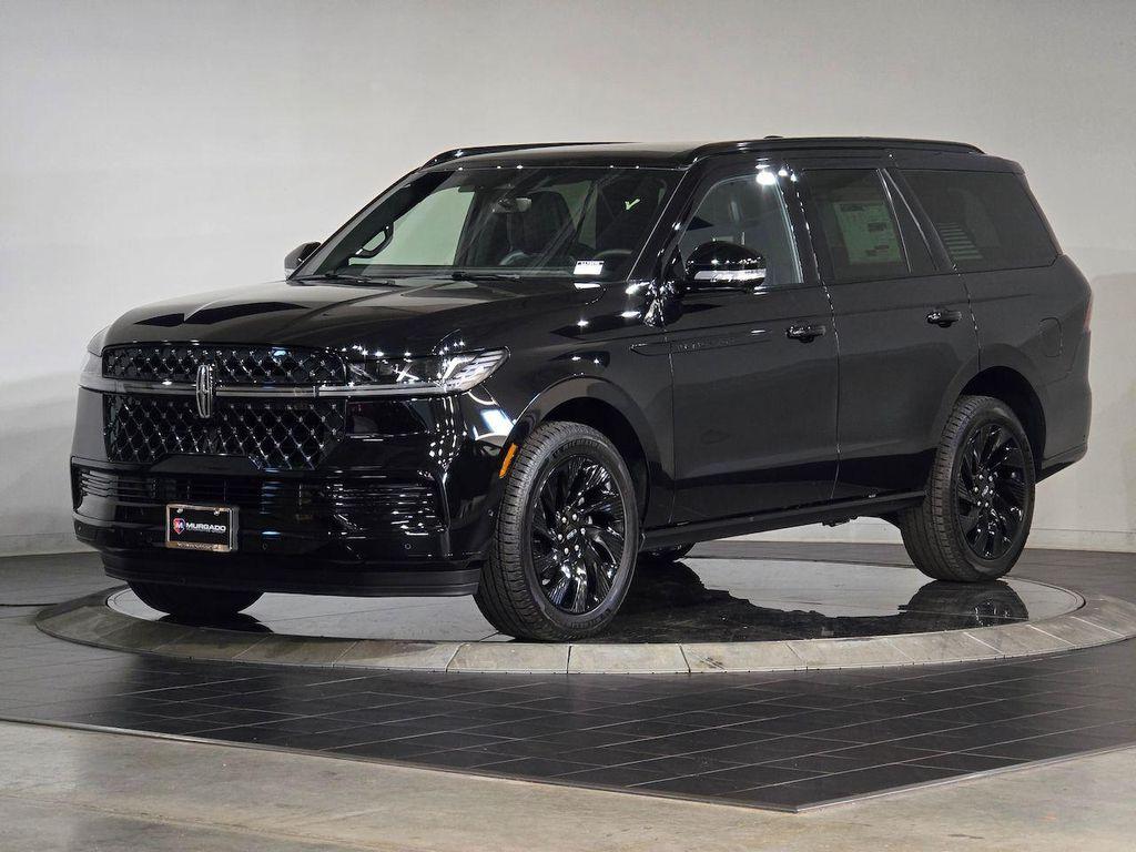 new 2025 Lincoln Navigator car, priced at $101,563