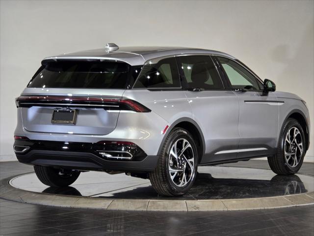 new 2025 Lincoln Nautilus car, priced at $61,520