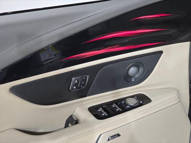 new 2025 Lincoln Nautilus car, priced at $56,102