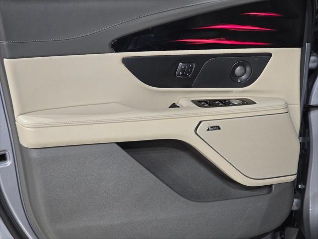 new 2025 Lincoln Nautilus car, priced at $56,102