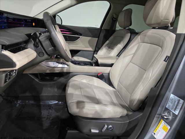 new 2025 Lincoln Nautilus car, priced at $56,102