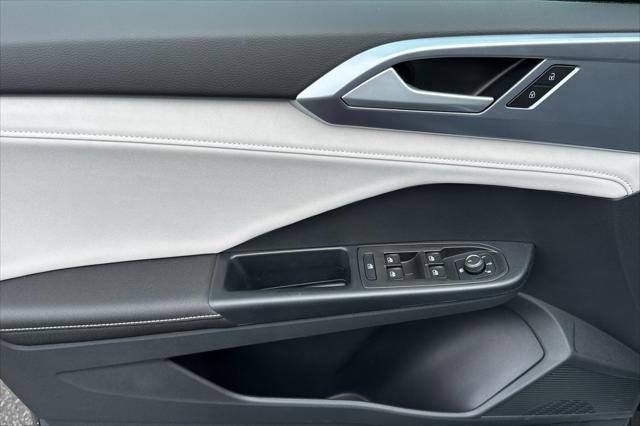 new 2025 Volkswagen Taos car, priced at $31,778