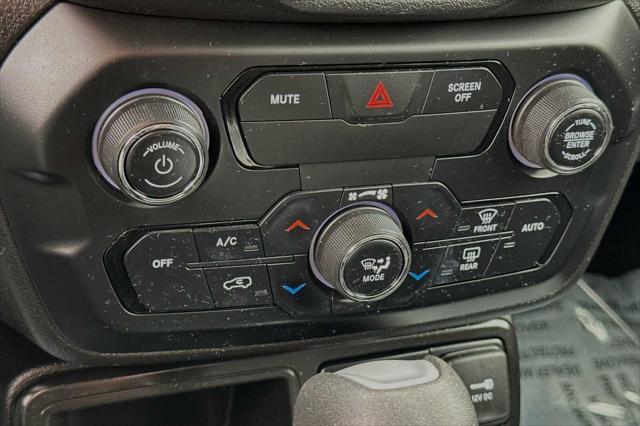 used 2020 Jeep Renegade car, priced at $18,995