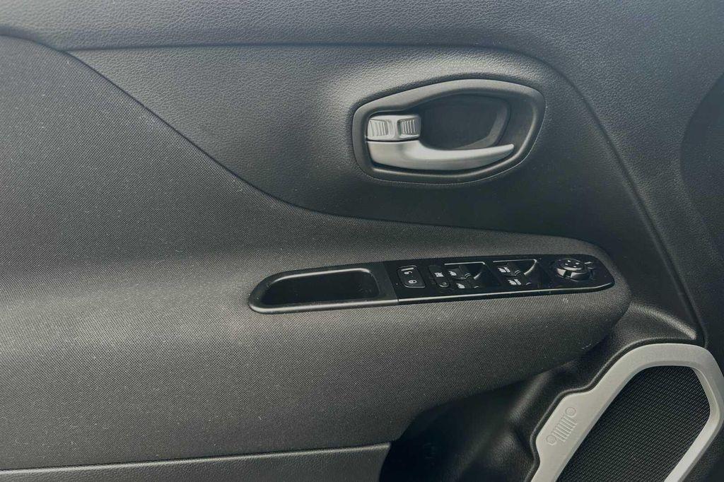 used 2020 Jeep Renegade car, priced at $18,595