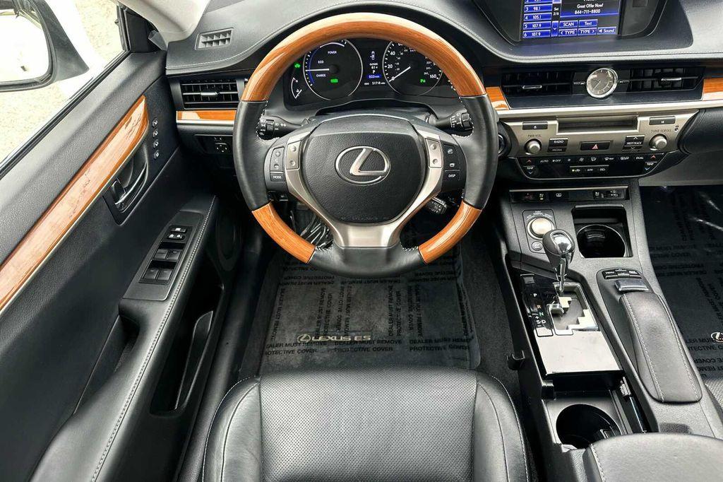 used 2014 Lexus ES 300h car, priced at $22,995