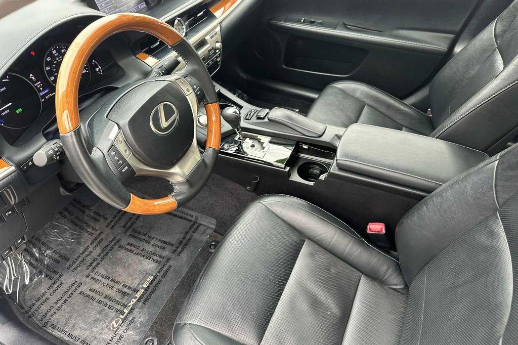 used 2014 Lexus ES 300h car, priced at $22,995