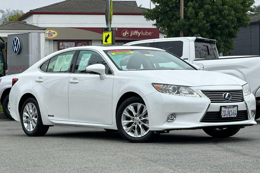 used 2014 Lexus ES 300h car, priced at $22,995