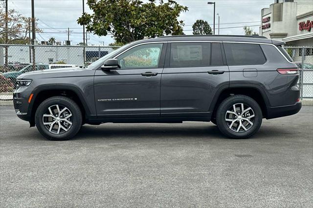 new 2025 Jeep Grand Cherokee L car, priced at $50,028