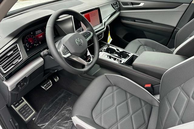 new 2024 Volkswagen Atlas car, priced at $49,995