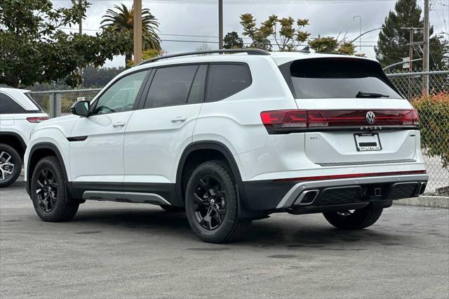 new 2024 Volkswagen Atlas car, priced at $49,995