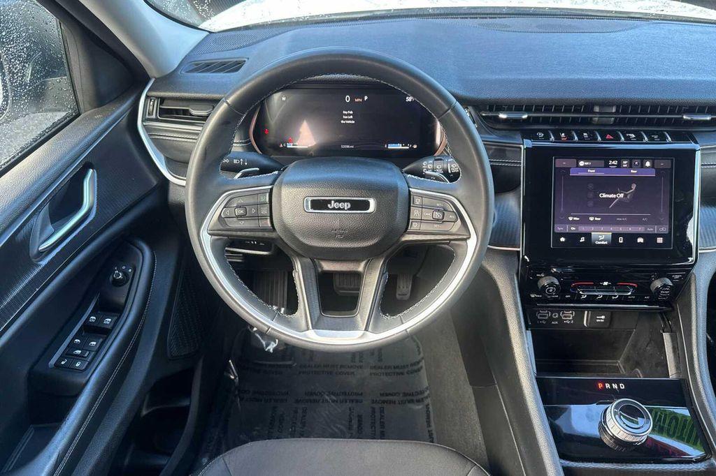 used 2023 Jeep Grand Cherokee L car, priced at $29,995