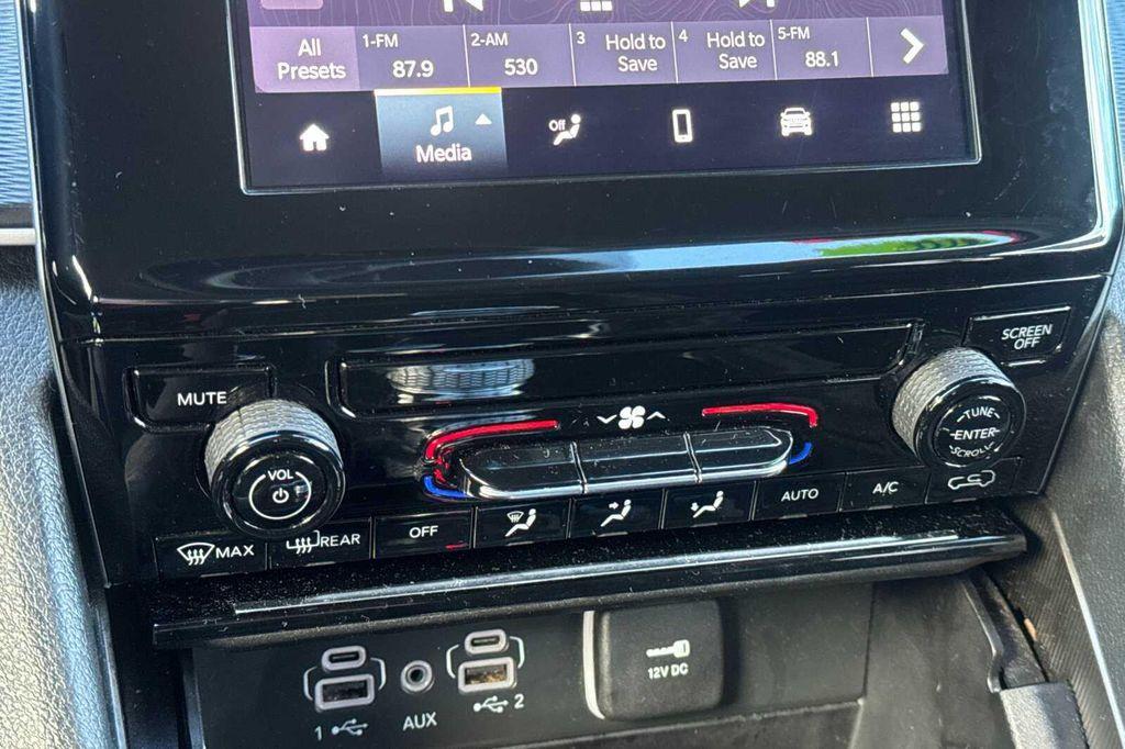 used 2023 Jeep Grand Cherokee L car, priced at $29,995