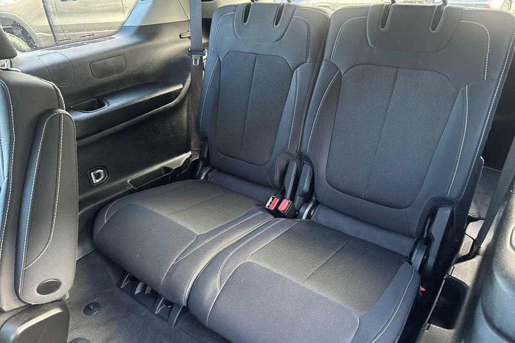 used 2023 Jeep Grand Cherokee L car, priced at $29,995