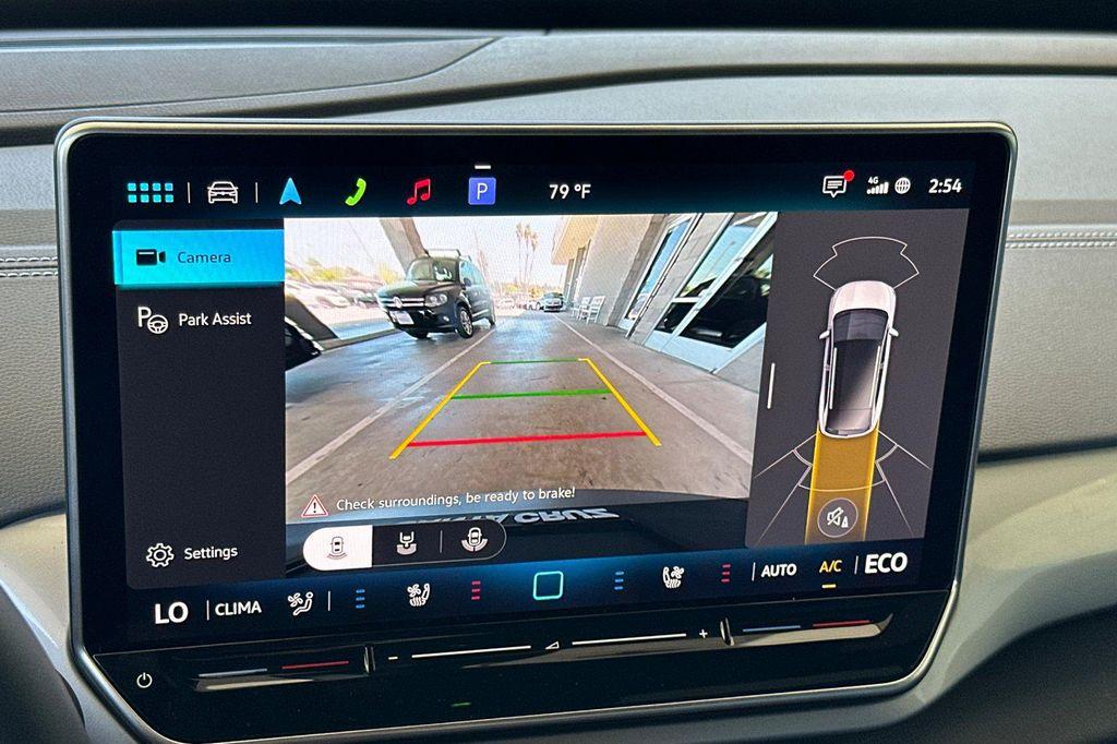 new 2025 Volkswagen ID.4 car, priced at $56,261