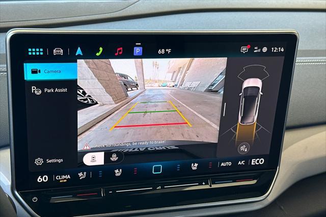new 2025 Volkswagen ID.4 car, priced at $53,571