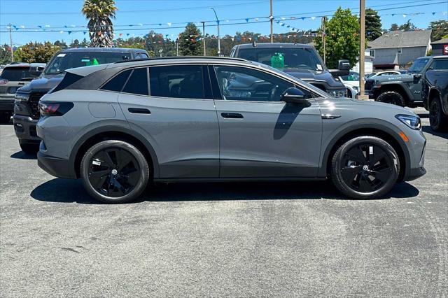 new 2025 Volkswagen ID.4 car, priced at $53,571