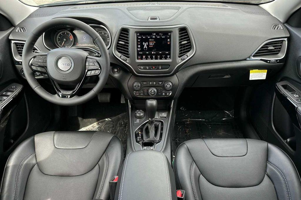 new 2023 Jeep Cherokee car, priced at $34,995