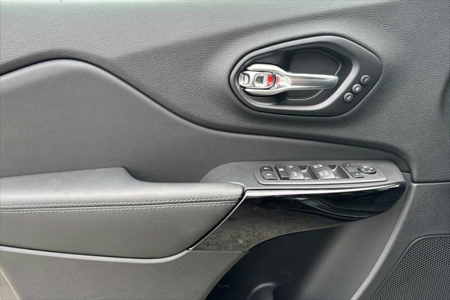 new 2023 Jeep Cherokee car, priced at $36,995
