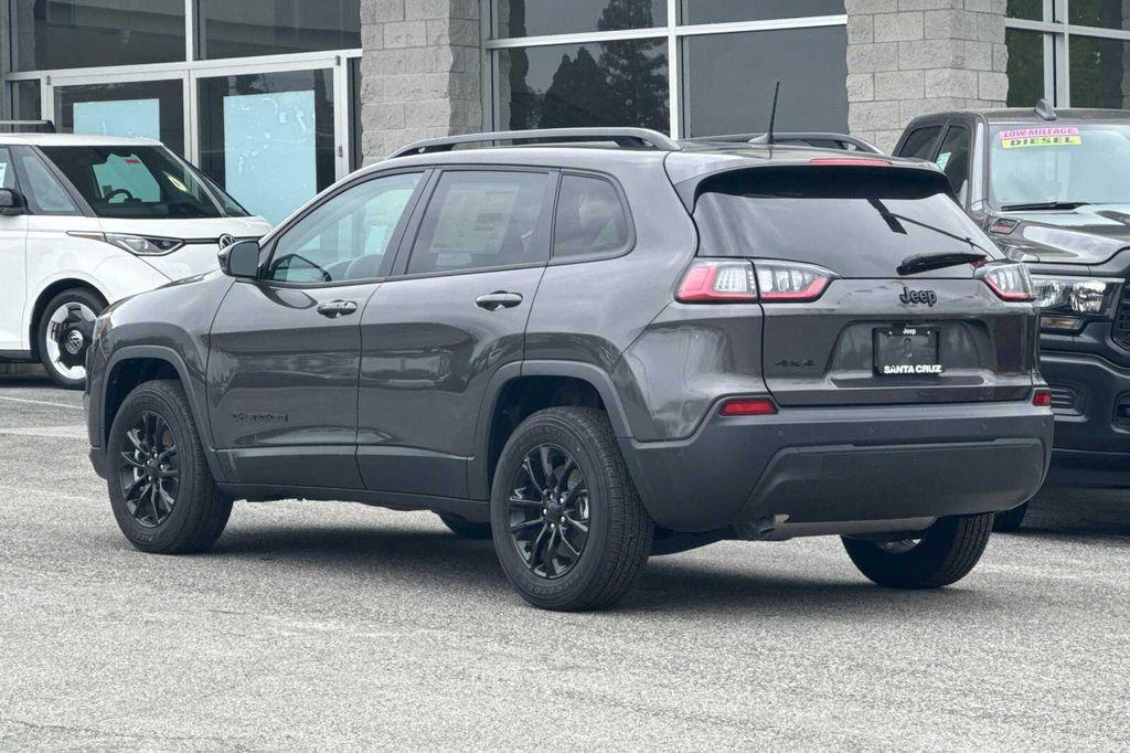 new 2023 Jeep Cherokee car, priced at $36,995