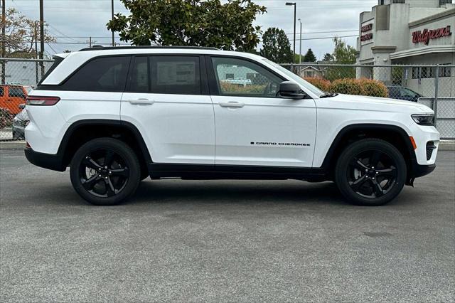 new 2024 Jeep Grand Cherokee car, priced at $41,995