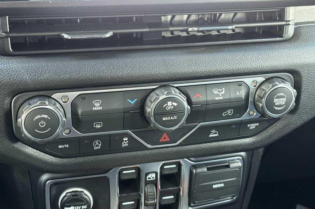 new 2026 Jeep Wrangler car, priced at $53,450