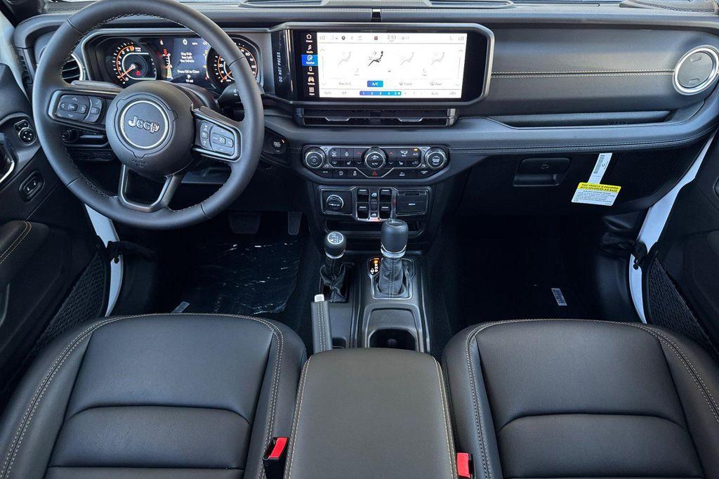 new 2025 Jeep Gladiator car, priced at $43,565