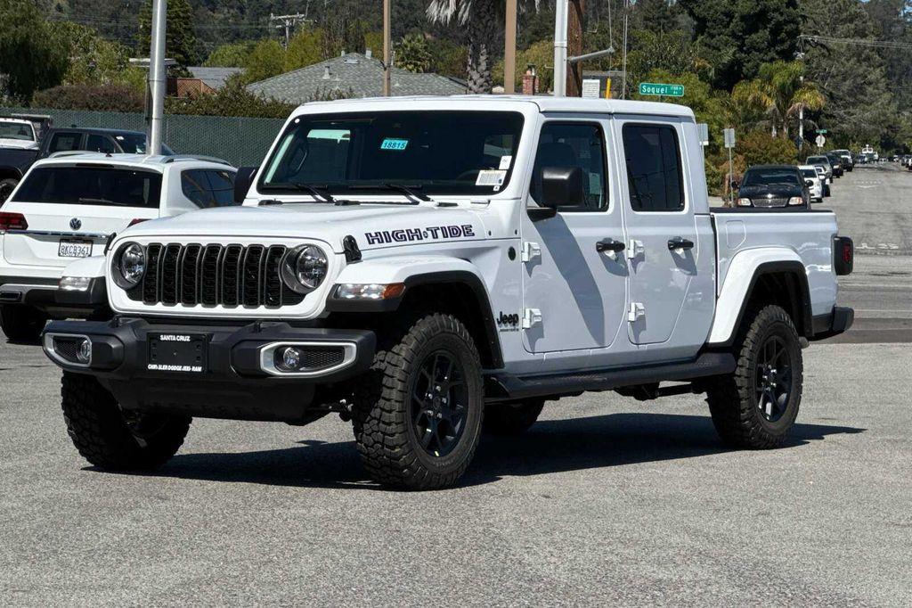 new 2025 Jeep Gladiator car, priced at $43,565