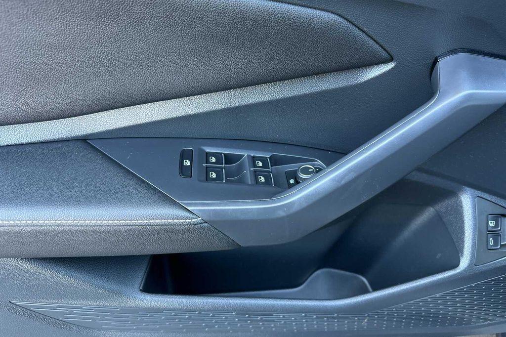 used 2024 Volkswagen Jetta car, priced at $22,995
