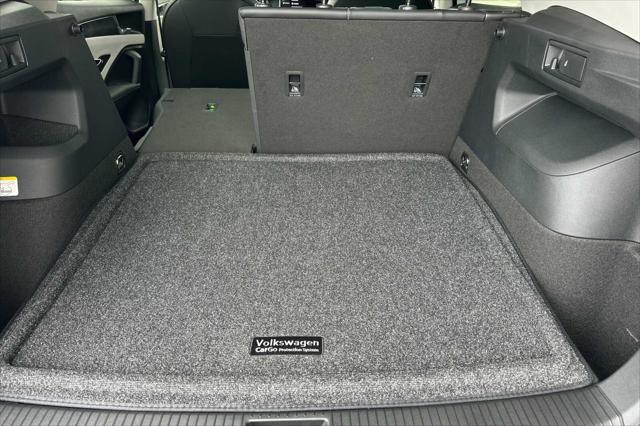 new 2025 Volkswagen Tiguan car, priced at $36,826