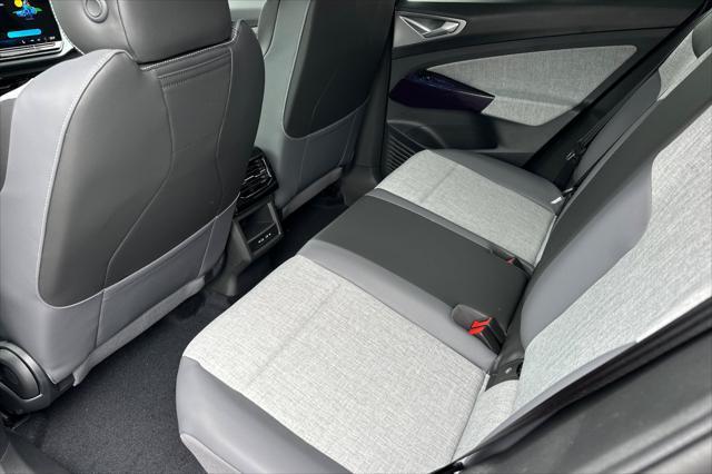 new 2025 Volkswagen ID.4 car, priced at $51,161