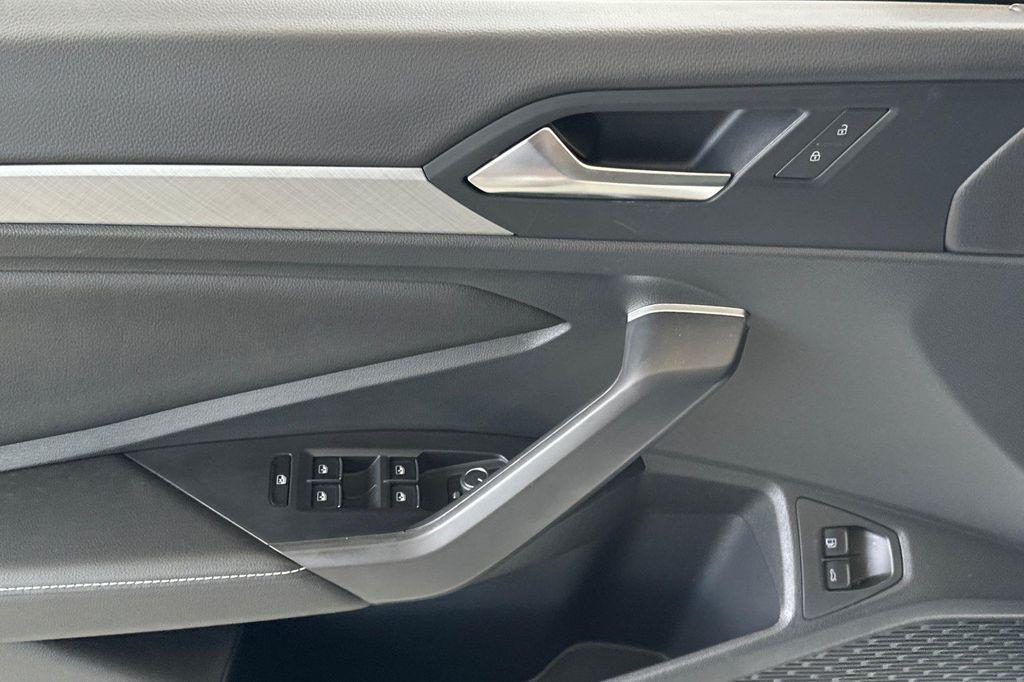 new 2024 Volkswagen Jetta car, priced at $25,995