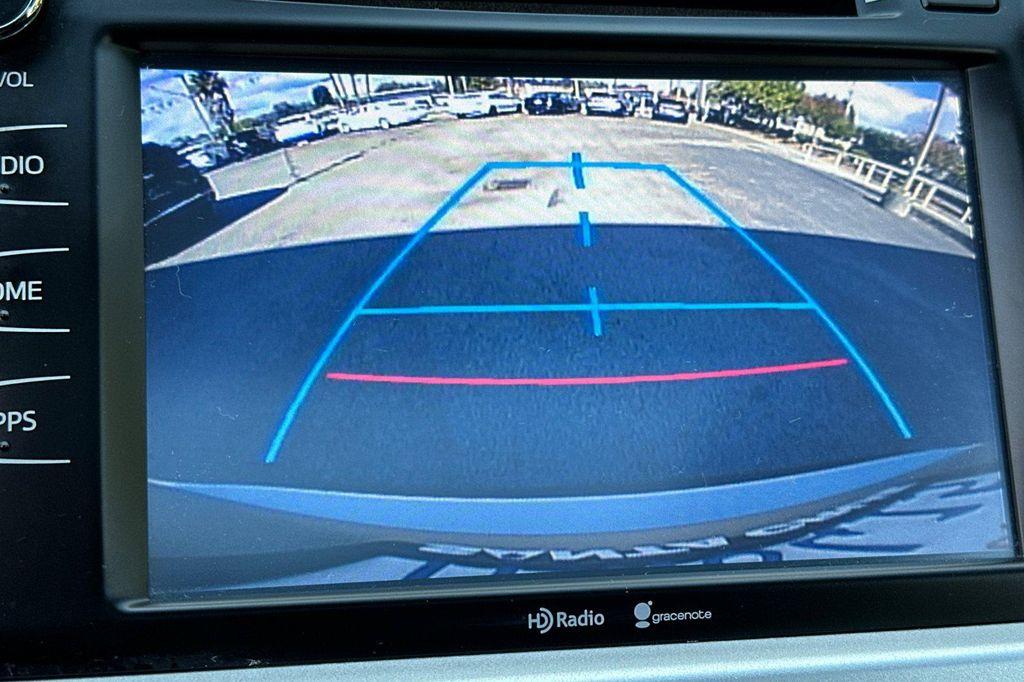 used 2014 Toyota Highlander car, priced at $17,995