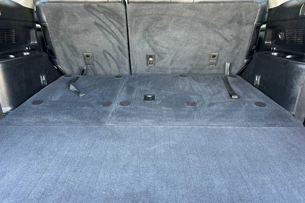 used 2014 Toyota Highlander car, priced at $17,995