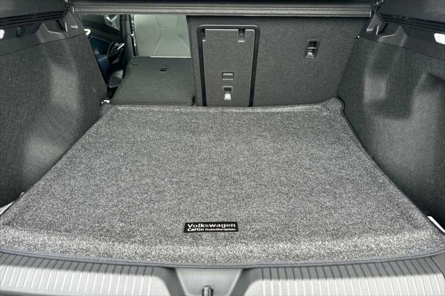 new 2024 Volkswagen ID.4 car, priced at $50,911