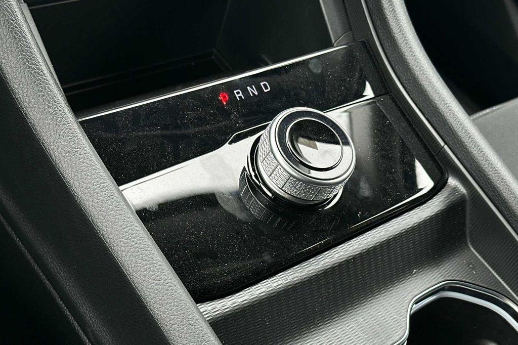 new 2023 Jeep Grand Cherokee car, priced at $37,995