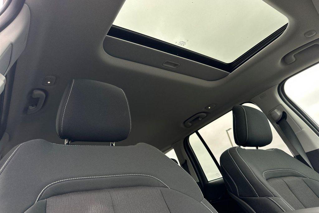 new 2023 Jeep Grand Cherokee car, priced at $37,995