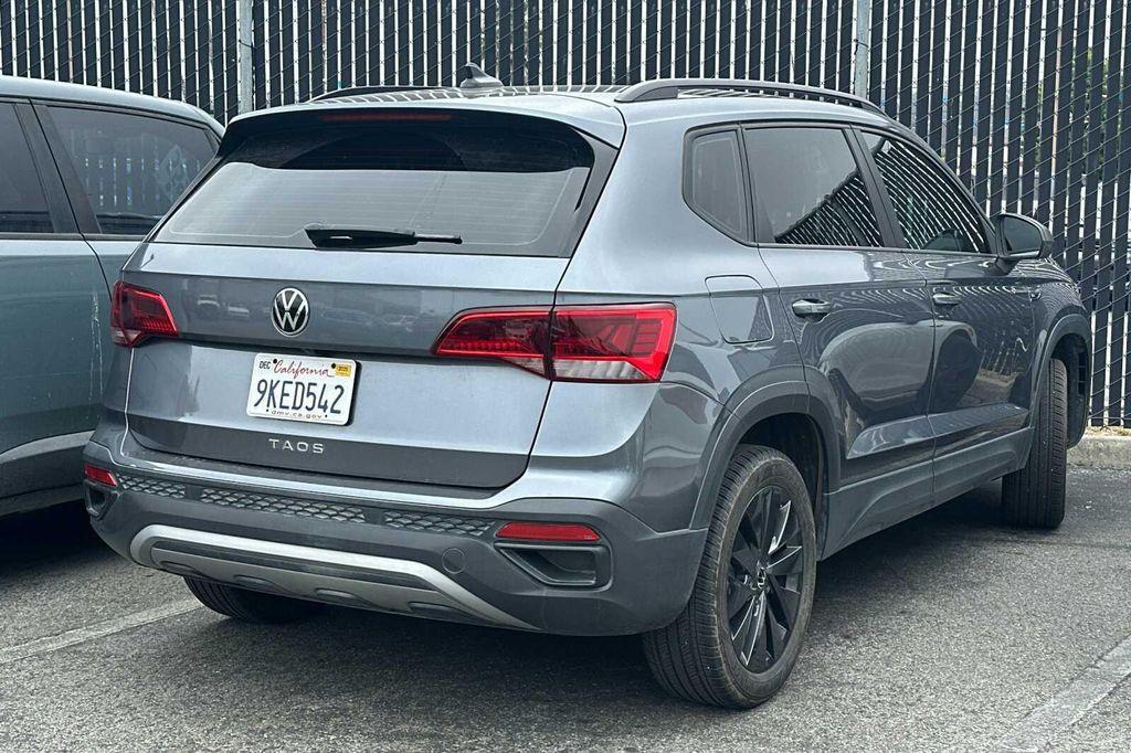 used 2024 Volkswagen Taos car