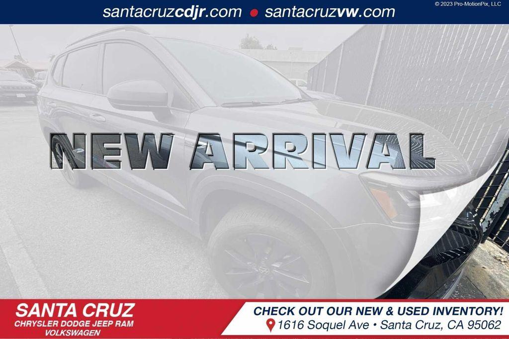 used 2024 Volkswagen Taos car