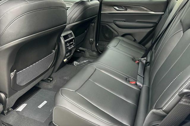 new 2025 Jeep Grand Cherokee car, priced at $46,930