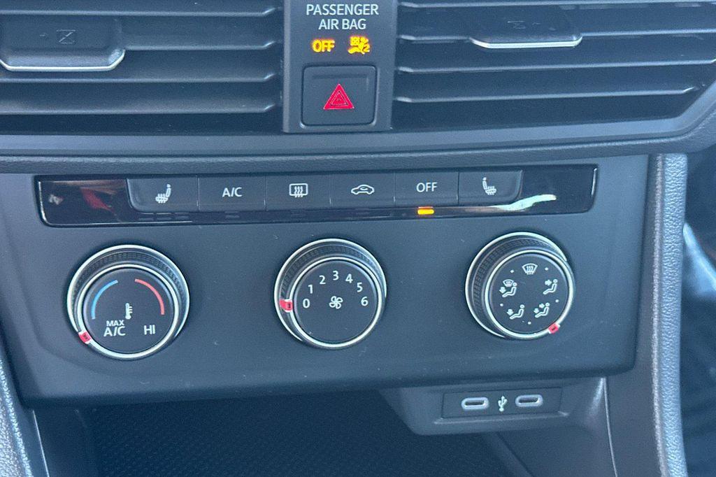 used 2024 Volkswagen Jetta car, priced at $23,995