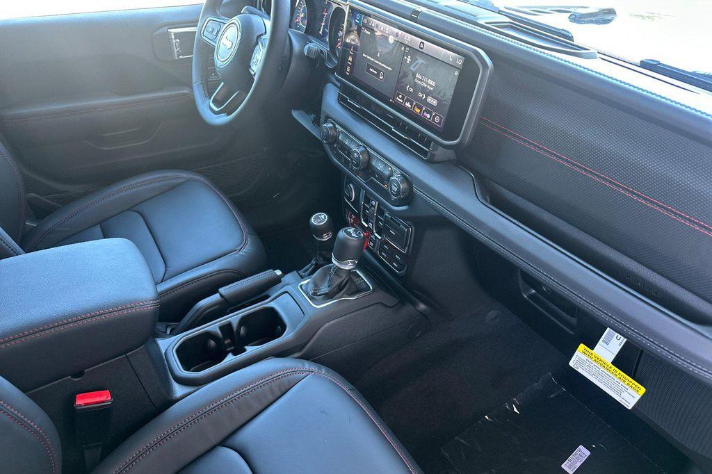 new 2025 Jeep Wrangler car, priced at $62,250