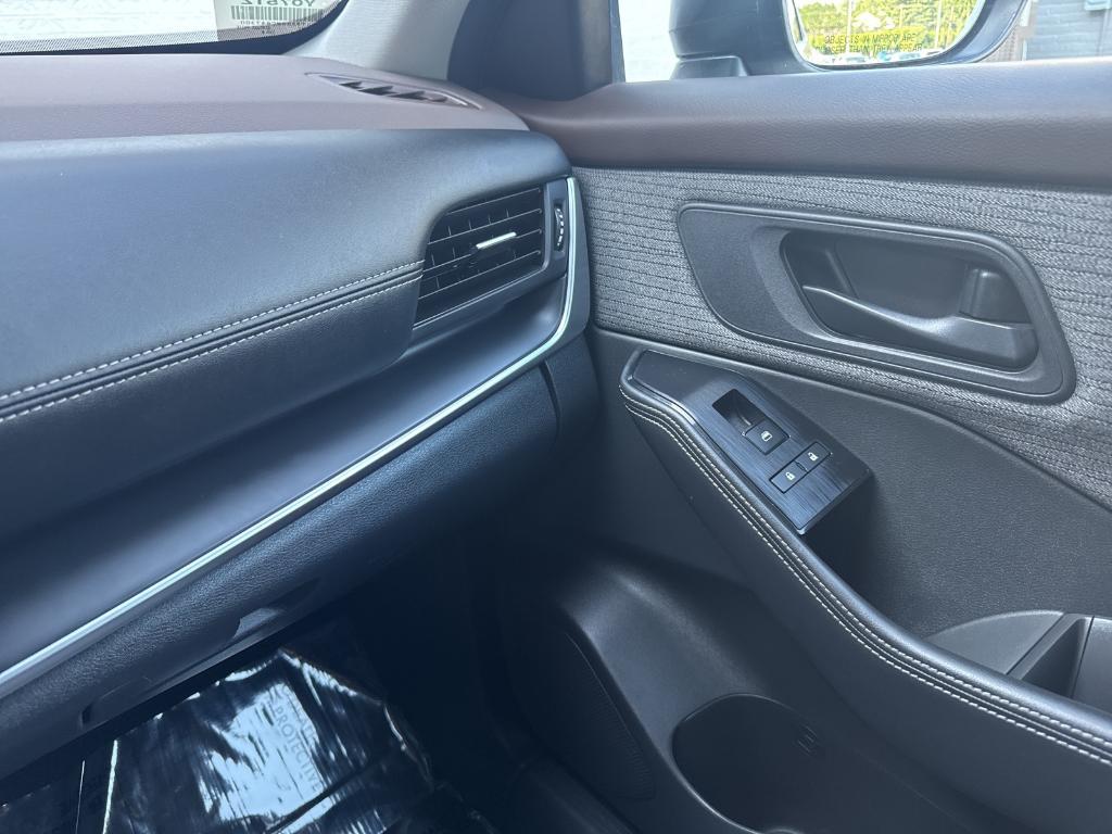 used 2021 Nissan Rogue car, priced at $19,595