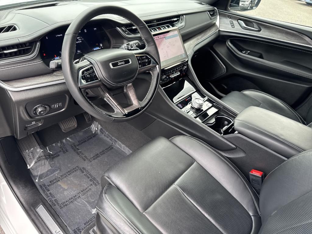used 2023 Jeep Grand Cherokee car, priced at $38,795