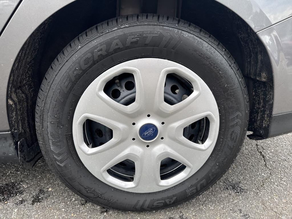 used 2013 Ford Focus car, priced at $5,995