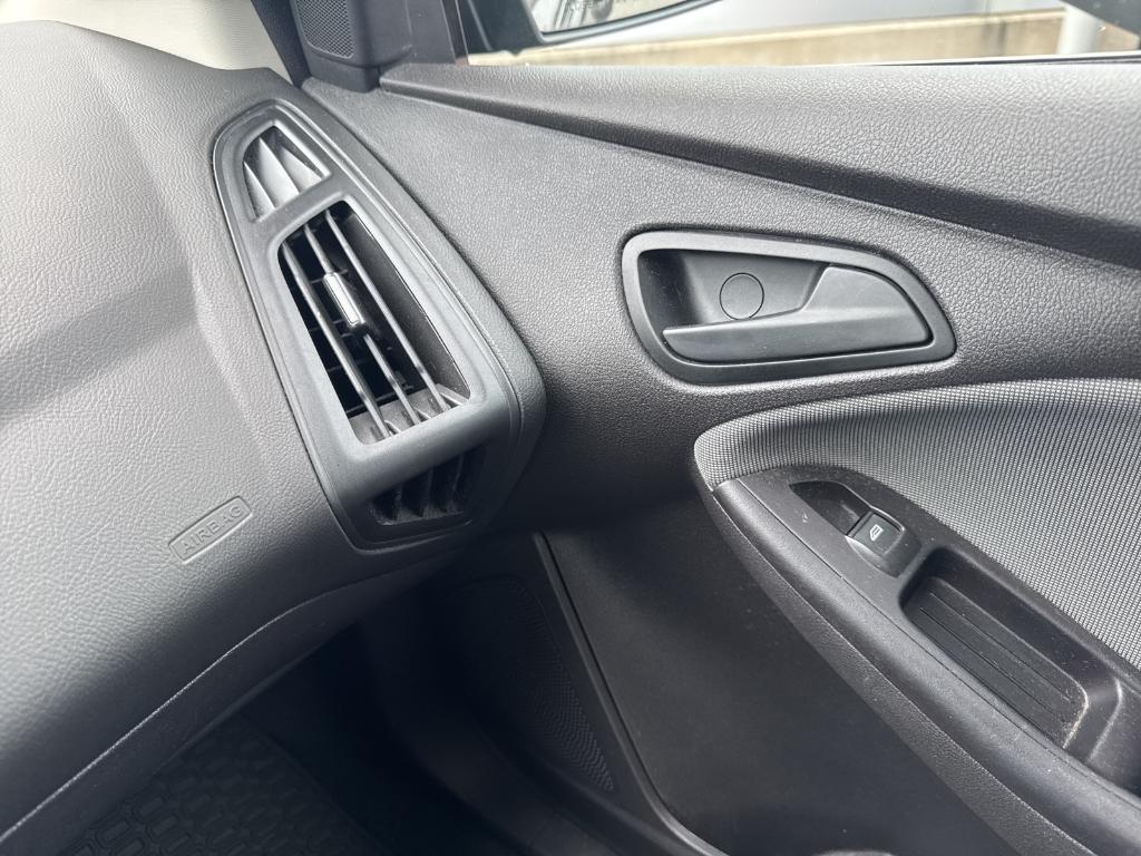 used 2013 Ford Focus car, priced at $5,995