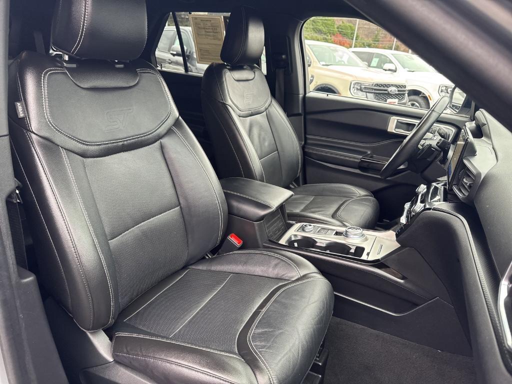 used 2022 Ford Explorer car, priced at $26,995