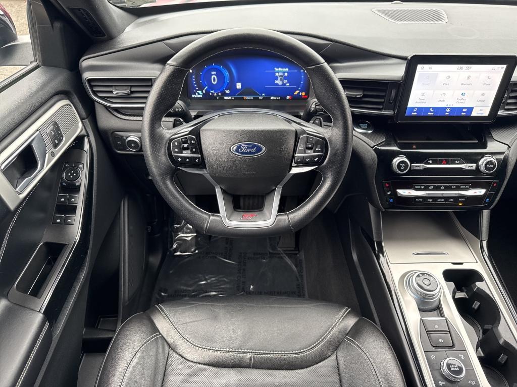 used 2022 Ford Explorer car, priced at $26,995