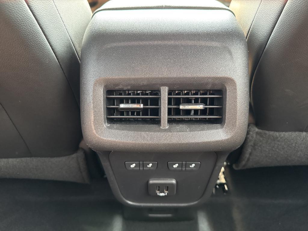 used 2021 Chevrolet Equinox car, priced at $24,295